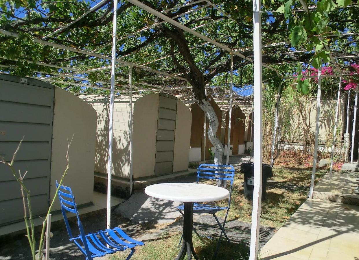 Santorini Camping & Hostel Fira (Santorini) Exterior foto