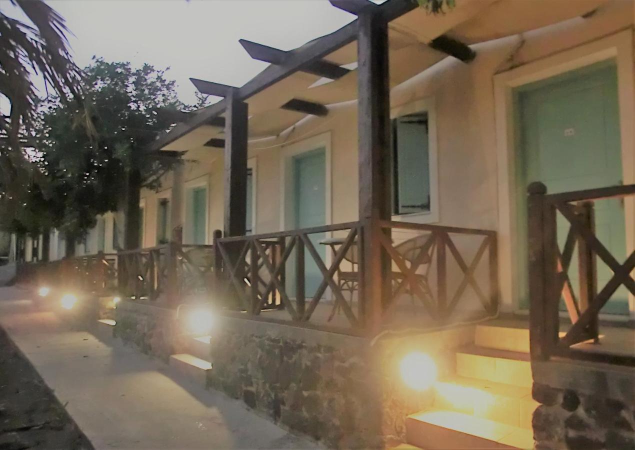 Santorini Camping & Hostel Fira (Santorini) Exterior foto